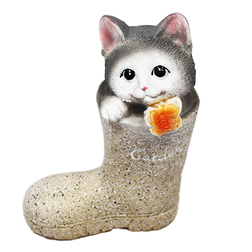 Figurka kot w buciku